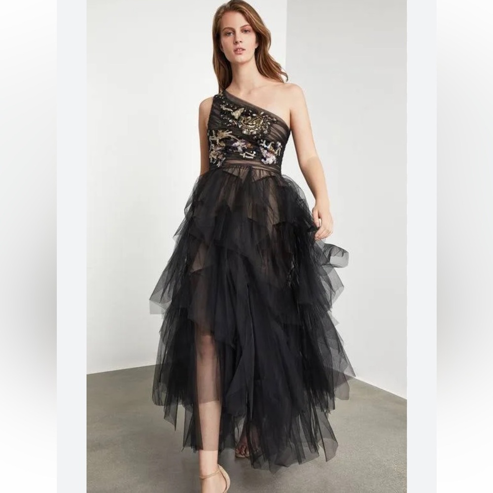BCBGMaxAzria Black One Shoulder Tulle Dress